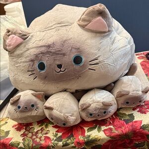 Sqeqe Siamese Cat Plush stuffed animal
